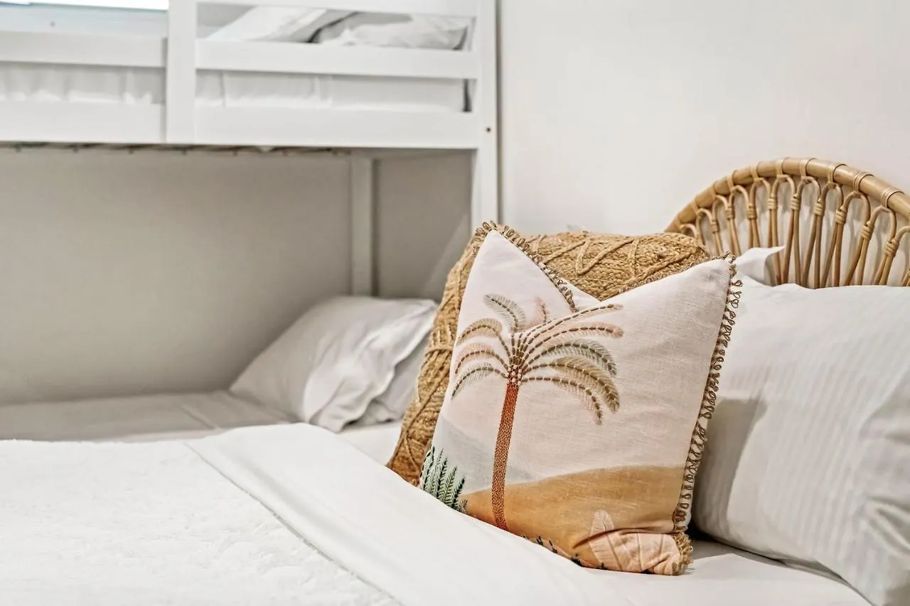 Alex Beach House, 100 Steps To The Sand, With Ocean Views Alexandra Headland 0*,  Australien