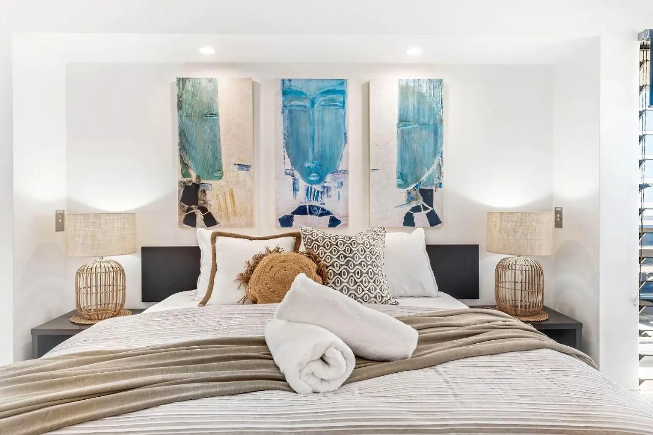 Alex Beach House, 100 Steps To The Sand, With Ocean Views Alexandra Headland 0*,  Australien